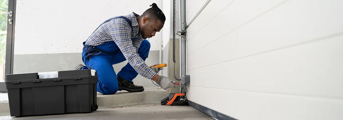 Repair Garage Door Not Closing But Light Flashing in Coconut Creek